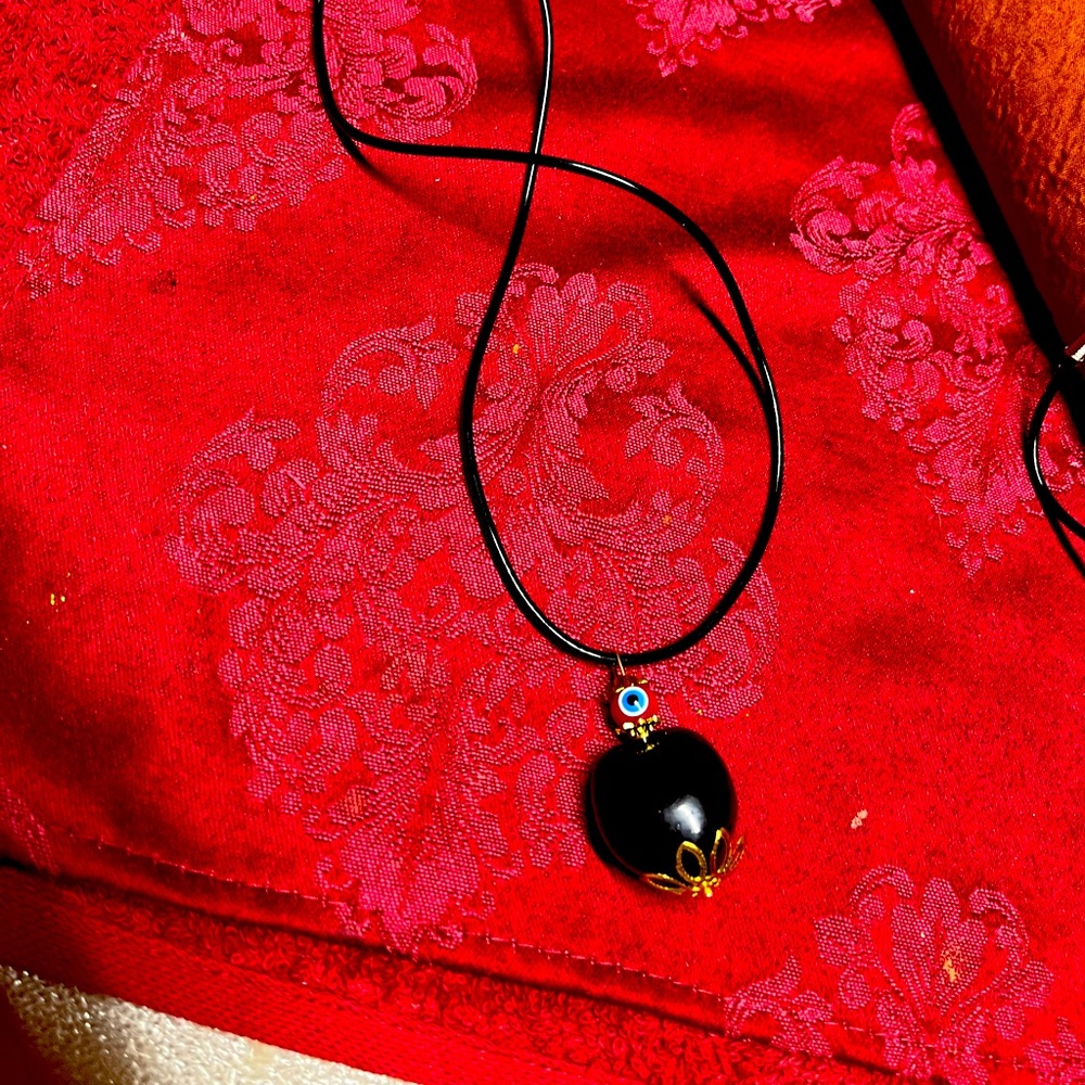 Good lock nacklace.